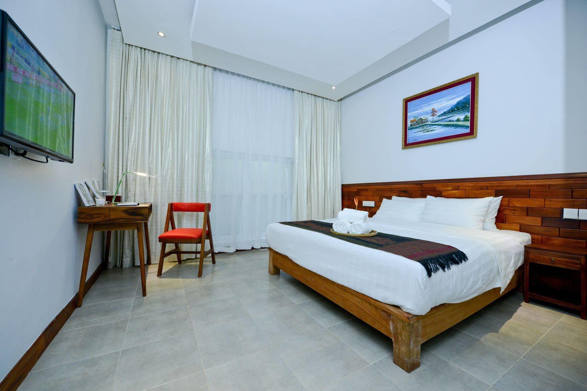 Mowin Boutique Hotel & Residence Phnom Penh Exterior photo